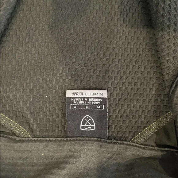 Nike 1/4 zip Mens medium - Picture 2 of 5